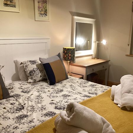 Roundstone Retreats Roundstone Harbour Lightsアパートメント エクステリア 写真